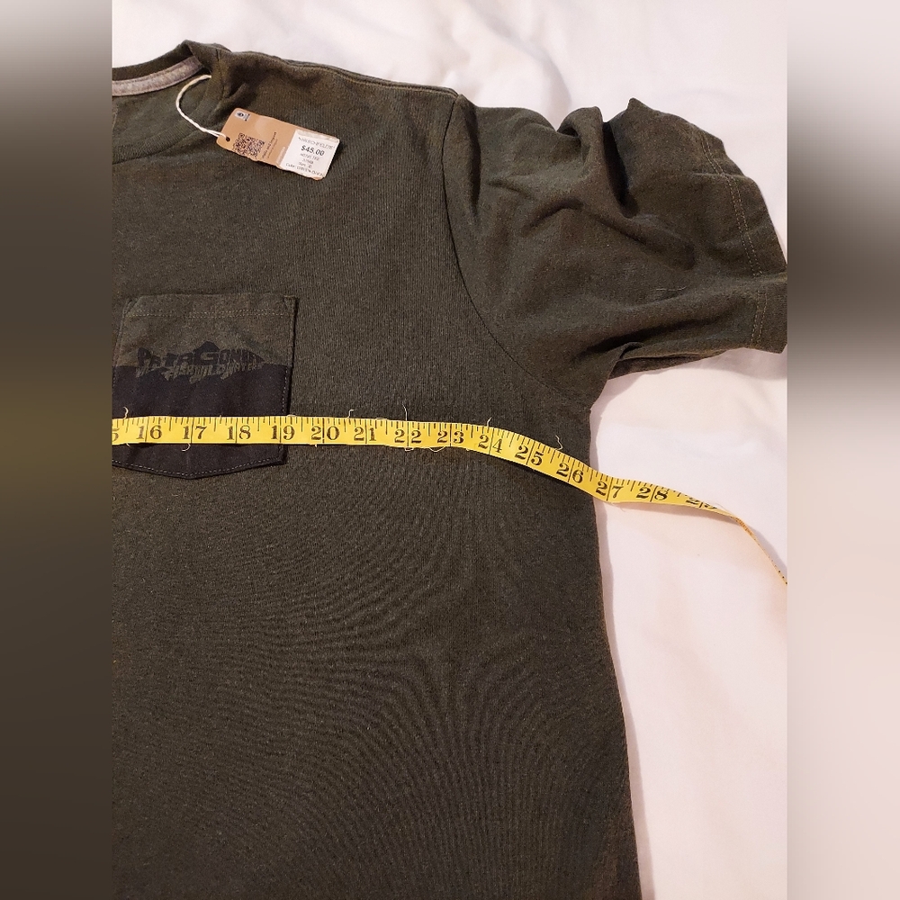 Patagonia Men's Wild Waterline Pocket Responsibili-Tee On Olive Green-XL - Picture 6 of 9